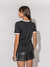 T-Shirt Darlene Preto Tradicional Amb na internet