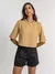 Tshirt Geovana Bege Cropped Oversized Amb
