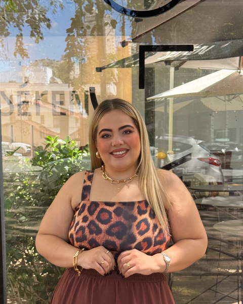 Cropped Mavi Animal Print Fundo Marrom - comprar online