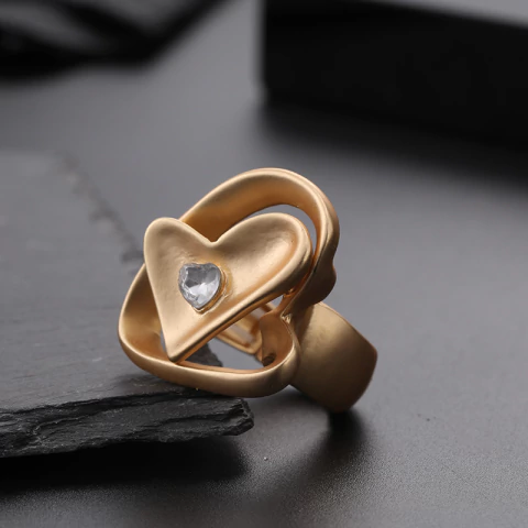 Anillo Elastizado Cuore de Diseño Dorado , Libre de Niquel - comprar online