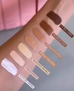 COCO LOCO / BASE PLUS ONE THE PERFECT BLUR FOUNDATION 40 GRAMOS - Poppel Makeup 