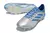 Chuteira campo Adidas Copa Pure 3 Elite na cor prateada com detalhes em azul e verde, vista lateral.