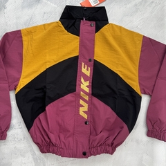 Campera NIKE Vintage en internet