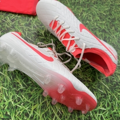 Nike Tiempo en internet