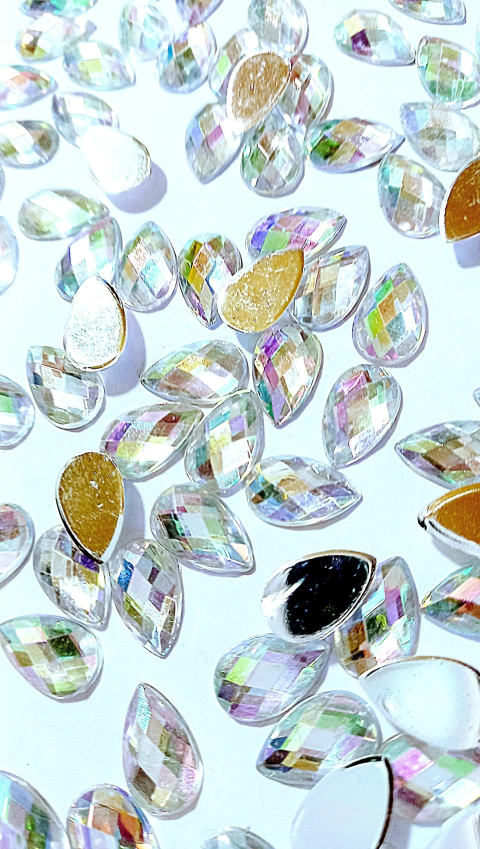 Chaton Gota Colagem Cristal Furtacor 13x8mm