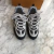 LV Skate "black" na internet