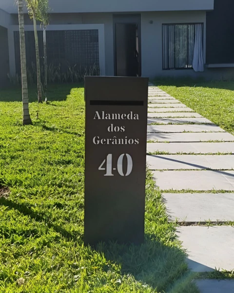 Caixa de Correio Americana para Jardim (Modelo Vinhedo) c/ Iluminação em LED - comprar online