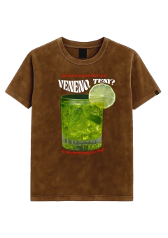 camiseta estonada drink veneno tem