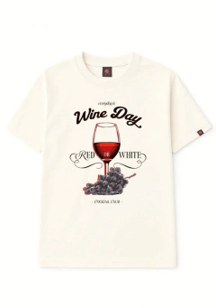 pequenos defeitos - camiseta Drink wine