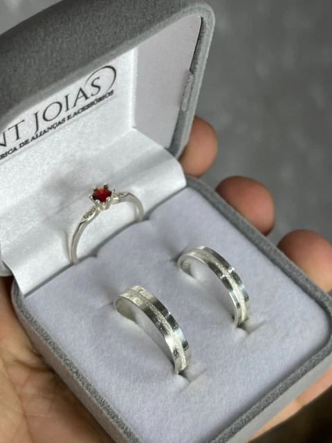 Par de aliança Eleganza 4mm em prata 950 legítima
