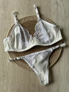 Conjunto Morley c/Detalle Puntilla en Escote c/Less Regulable - Art. B1578 en internet