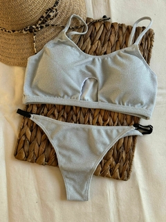Bikini Lurex Abierto en Busto c/Tasa Desmontable y Less Regulable – BK105/1