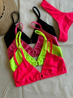 Conjunto Bikini Con Argolla Central y Less en V - BKH440/1 - Habia Una Vez Lingerie