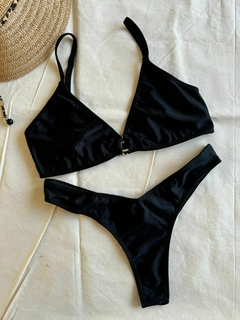 Conjunto Bikini Con Argolla Central y Less en V - BKH440/1 - comprar online