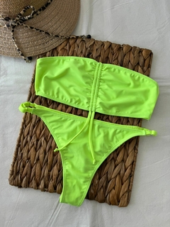 Conjunto Bikini Top c/Frunce y Less Regulable - BKH490/1 en internet