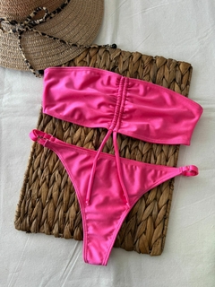 Imagen de Conjunto Bikini Top c/Frunce y Less Regulable - BKH490/1