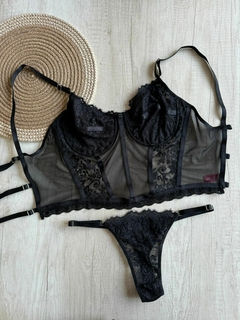 Bustier Tasa Forrada Puntilla/Microtull c/Aro y cola Less Regulable - H1350/1