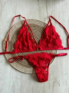 Conjunto Puntilla c/Tira en Escote y Less Regulable – H2051/1