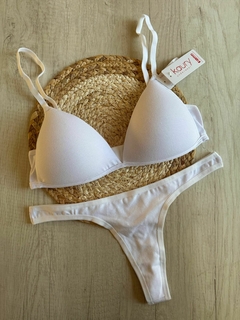Conjunto de algodón triangulito soft sin push up y cola less. - kau8130/1 en internet