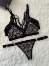 Conjunto brallete con tiras en escote y colaless con accesorios - MEL3750/1 - comprar online