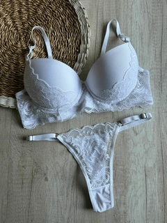Conjunto Tasa Soft Microfibra c/Detalles Puntilla en Media Tasa y Less Regulable - Art. X3841 - Habia Una Vez Lingerie