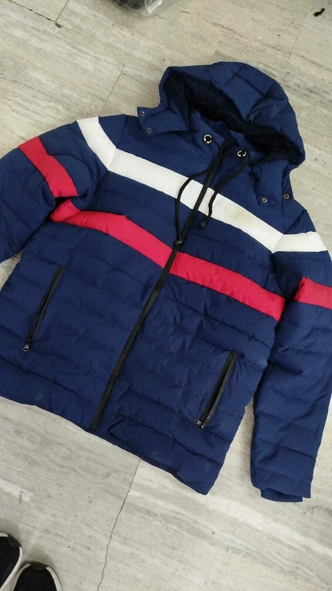 OPORTUNIDAD - CAMPERA SPORT NIGHT AZUL (L) - MANCHADA - comprar online