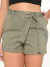 Short Feminino Sarja Verde com cinto para amarração na internet