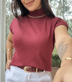 Tshirt Nathalia com gola - comprar online