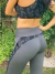 LEGGING SEVILHA COM BOLSOS RECORTES ESTAMPADOS E DETALHES EM TELA CINZA CHUMBO TECIDO EMANA - CORPO+SARADO MODA FITNESS