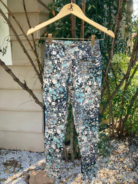 LEGGING VALENTINA COM BOLSOS ESSENCIAL ESTAMPADA COM TELA