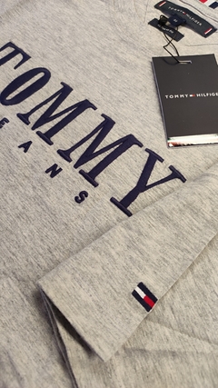 TOMMY HILFIGER GRIS 02 - comprar en línea