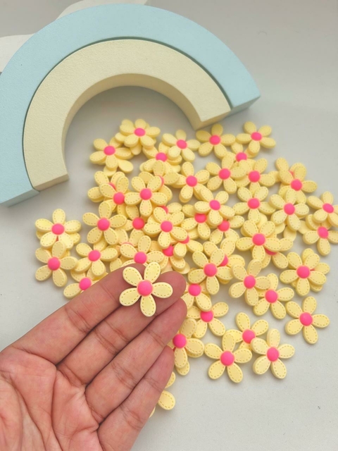 APLIQUE EMBORRACHADO FLOR (5 UN)