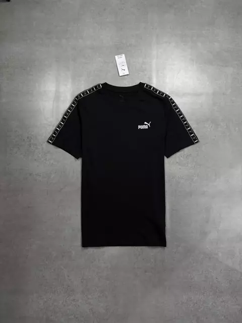 Camiseta Puma Tape Letreiro (Preta)