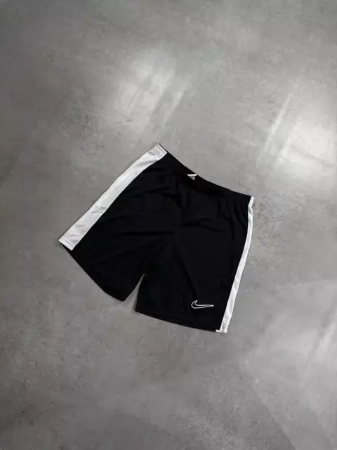 Bermuda Nike Dri- Fit 23 (Preta)