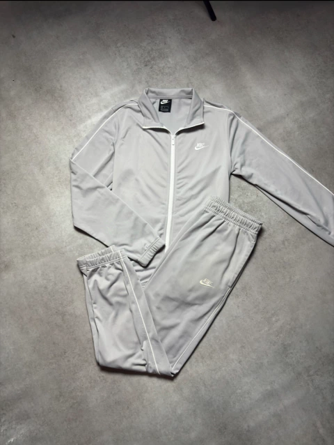 Conjunto Nike NSW (De Pano) (Cinza) - comprar online