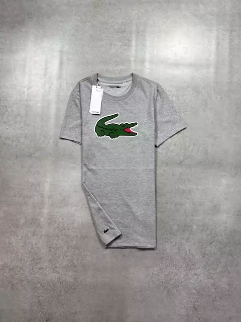 Camiseta Lacoste Big Croco (Cinza)