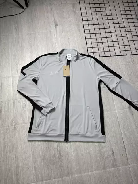 Jaqueta Nike Dri-Fit 23 (Cinza)
