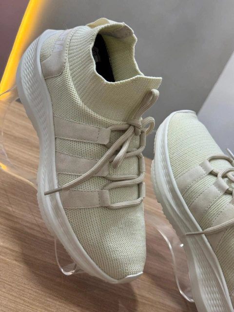 TENIS LABELLAMAFIA STRIPES AREIA