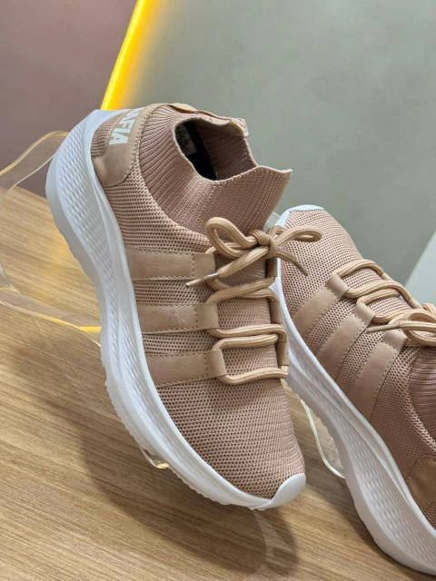 TENIS LABELLAMAFIA STRIPES ROSA