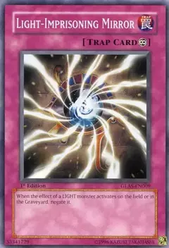 Light-Imprisoning Mirror - Comun