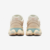 New Balance 9060 Ivory na internet