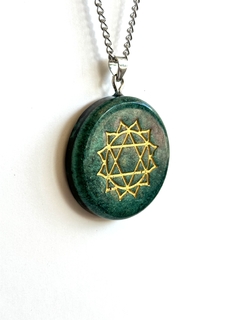 Dije Orgonita Chakra Corazón Anahata de Cuarzo Cristal, Turmalina, Pirita y Hierro - buy online