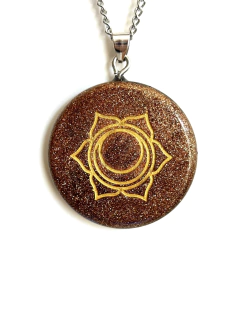 Dije Orgonita Chakra Svadhishthana o Sacro de Cuarzo Cristal, Turmalina, Pirita y Hierro