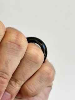 Orgonita Anillo Onix Estilo Redondo de Hierro y Cuarzo Cristal
