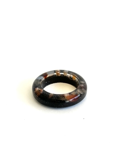 Orgonita Anillo Cornalina Roja Estilo Redondo de Hierro y Cuarzo Cristal - comprar online