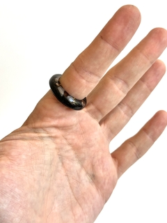 Orgonita Anillo Cornalina Roja Estilo Redondo de Hierro y Cuarzo Cristal