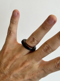 Imagen de Orgonita Anillo Cornalina Roja Estilo Redondo de Hierro y Cuarzo Cristal