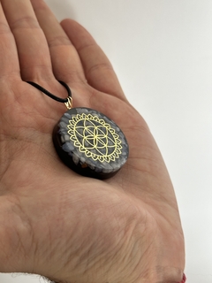 Dije Orgonita Mandala Semilla de la Vida de Cuarzo Azul , Cuarzo Blanco, Turmalina, Pirita y Hierro - tienda online