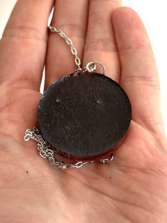 Dije Orgonita Chakra Raiz Muladhara de Cuarzo Cristal, Tirmalina, Pirita y Hierro - CAZIMI ORGON