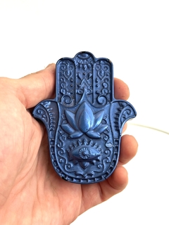 Orgonita Mano de Fatima Llama Azul de Cuarzo Cristal, Turmalina, Pirita y Hierro - comprar online